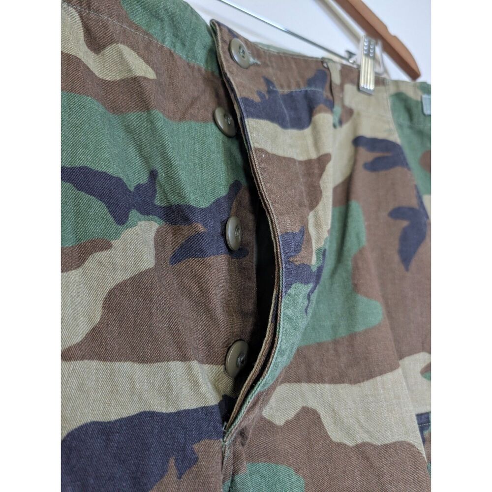 US Military Woodland Camo Cargo Pants Medium 31-35 Long Gorpcore Utility - Picture 8 of 13
